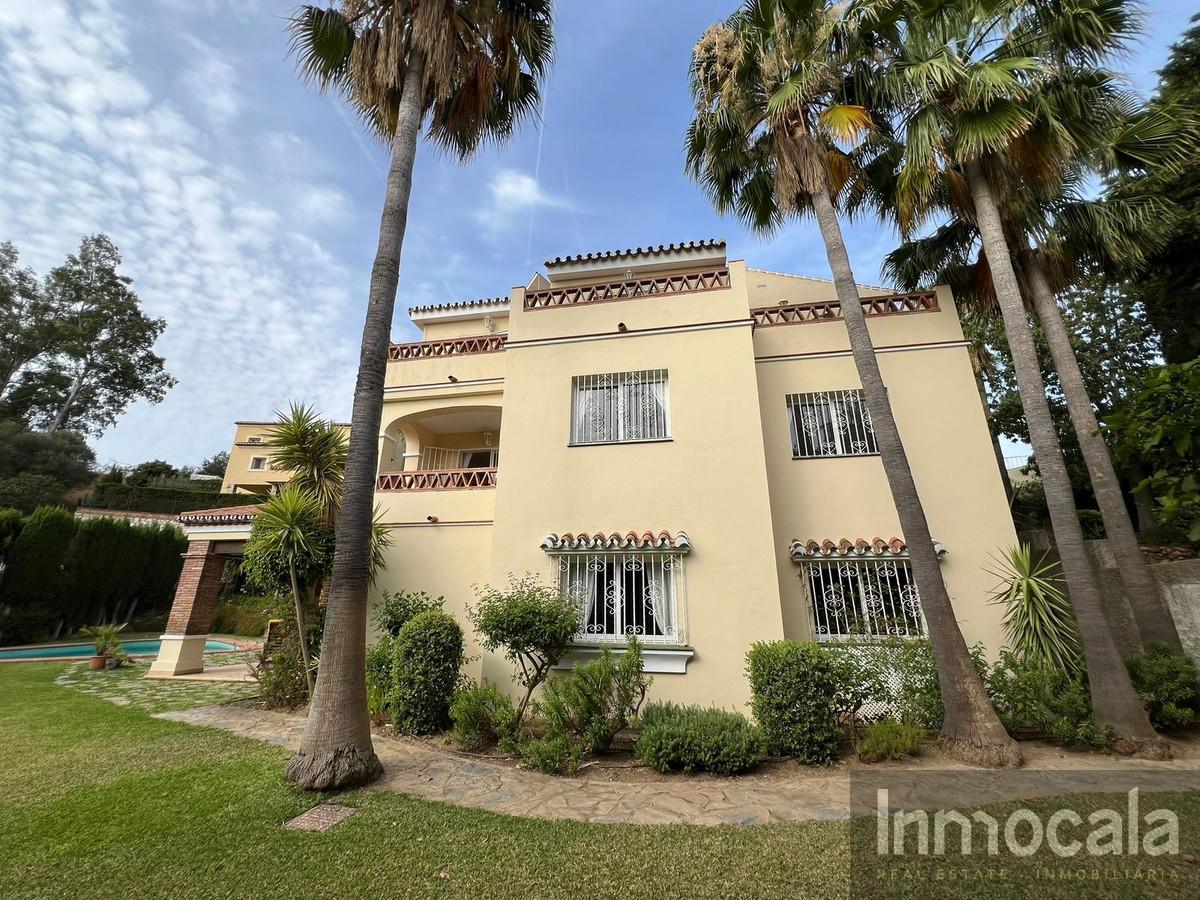 For sale of villa in Campo Mijas
