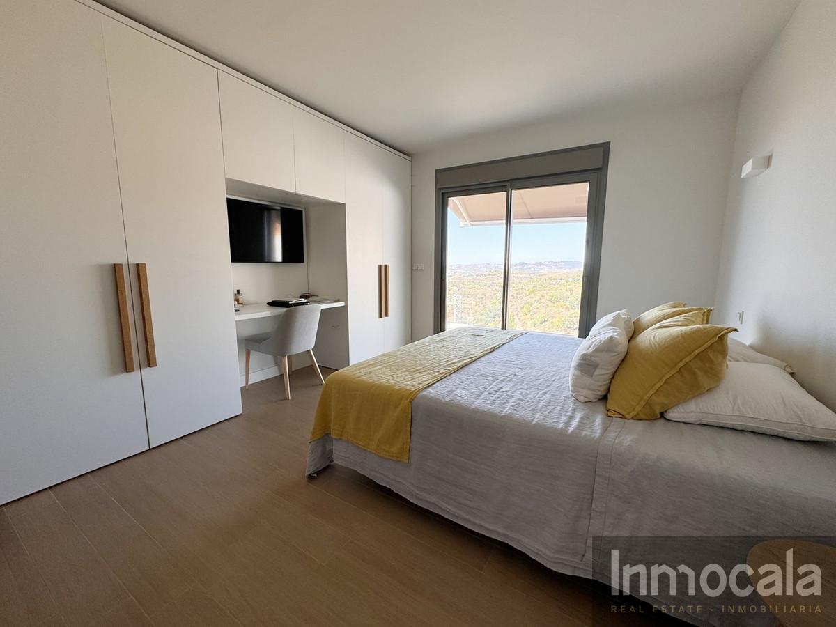 For sale of villa in Mijas