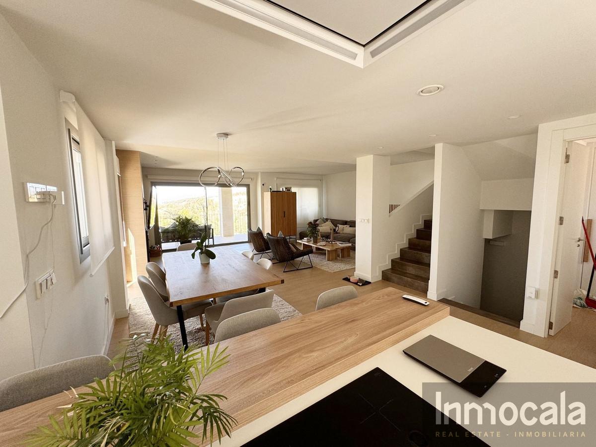For sale of villa in Mijas