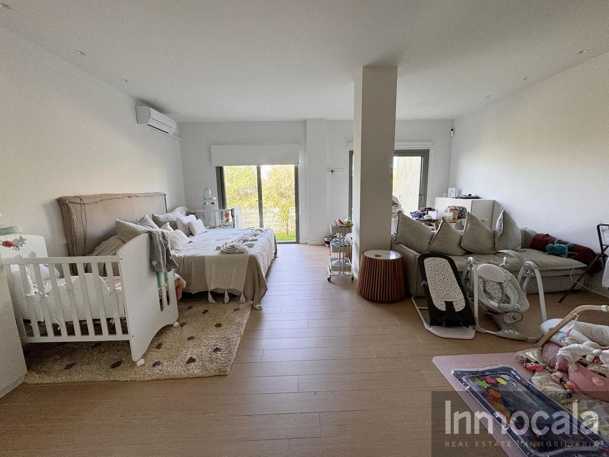 For sale of villa in Mijas