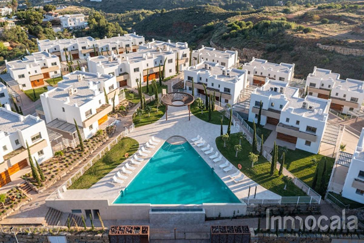 For sale of villa in Mijas