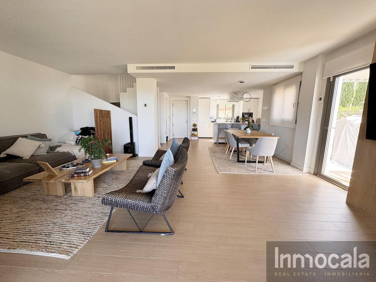 For sale of villa in Mijas