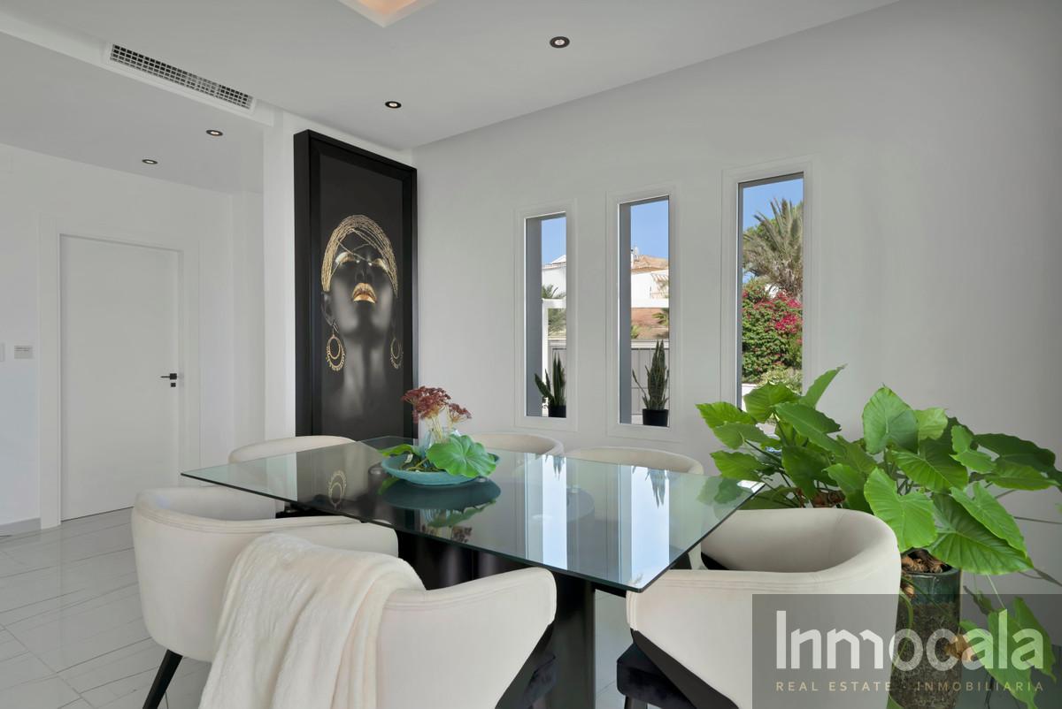 For sale of villa in Mijas