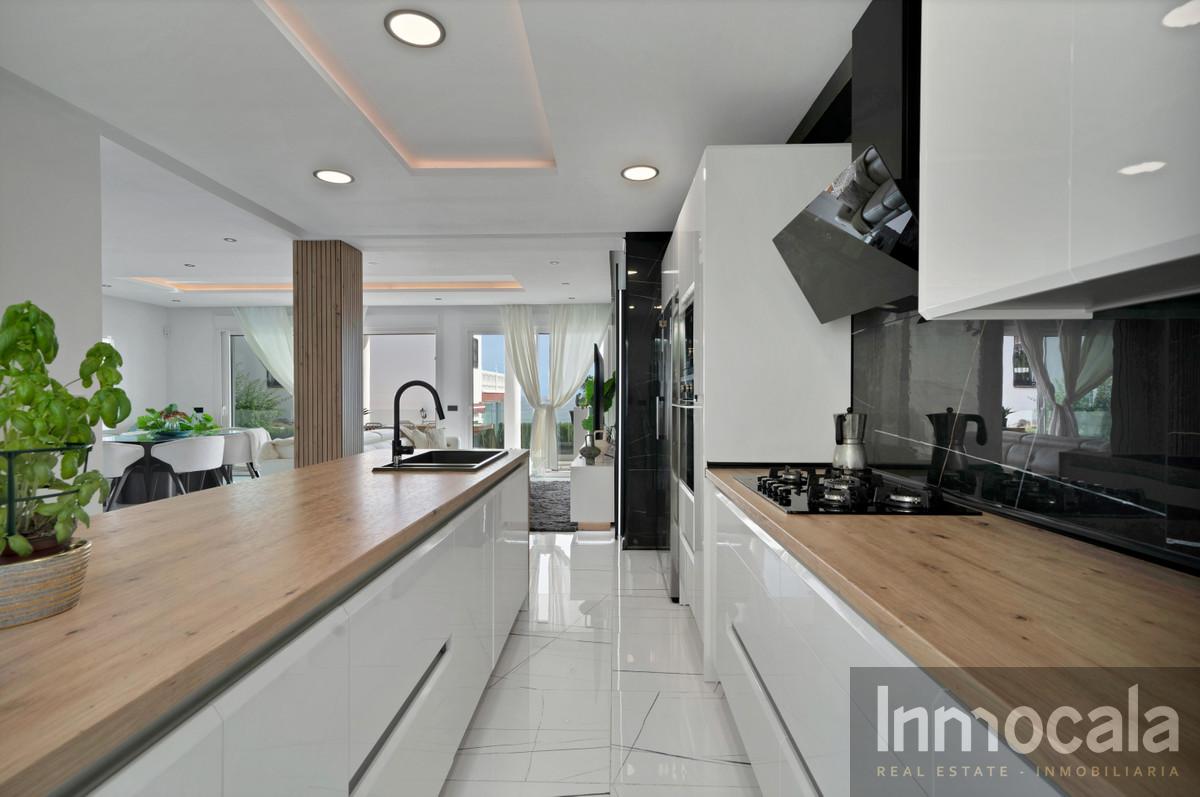 For sale of villa in Mijas