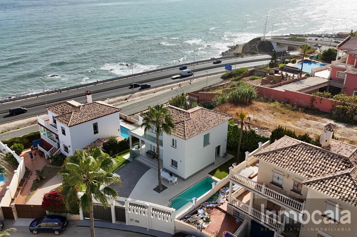 For sale of villa in Mijas