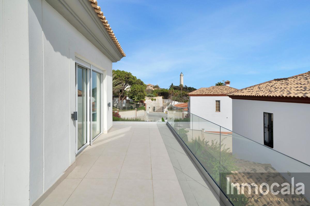 For sale of villa in Mijas