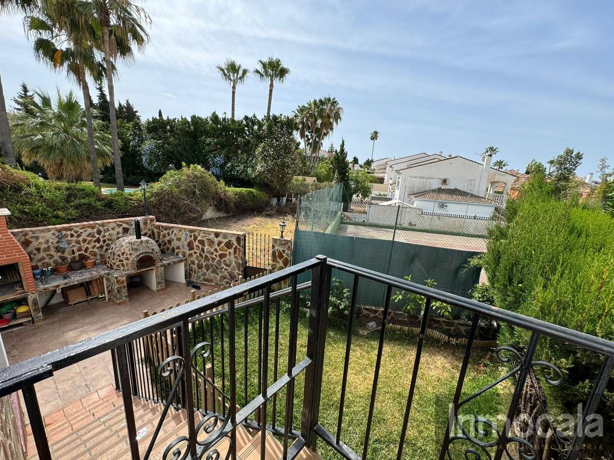 For sale of villa in Mijas