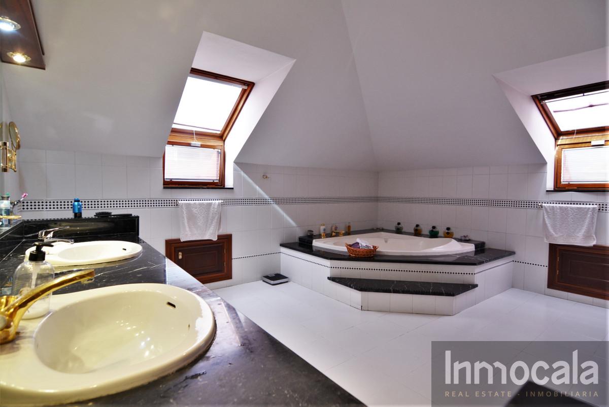 For sale of apartment in Fuengirola