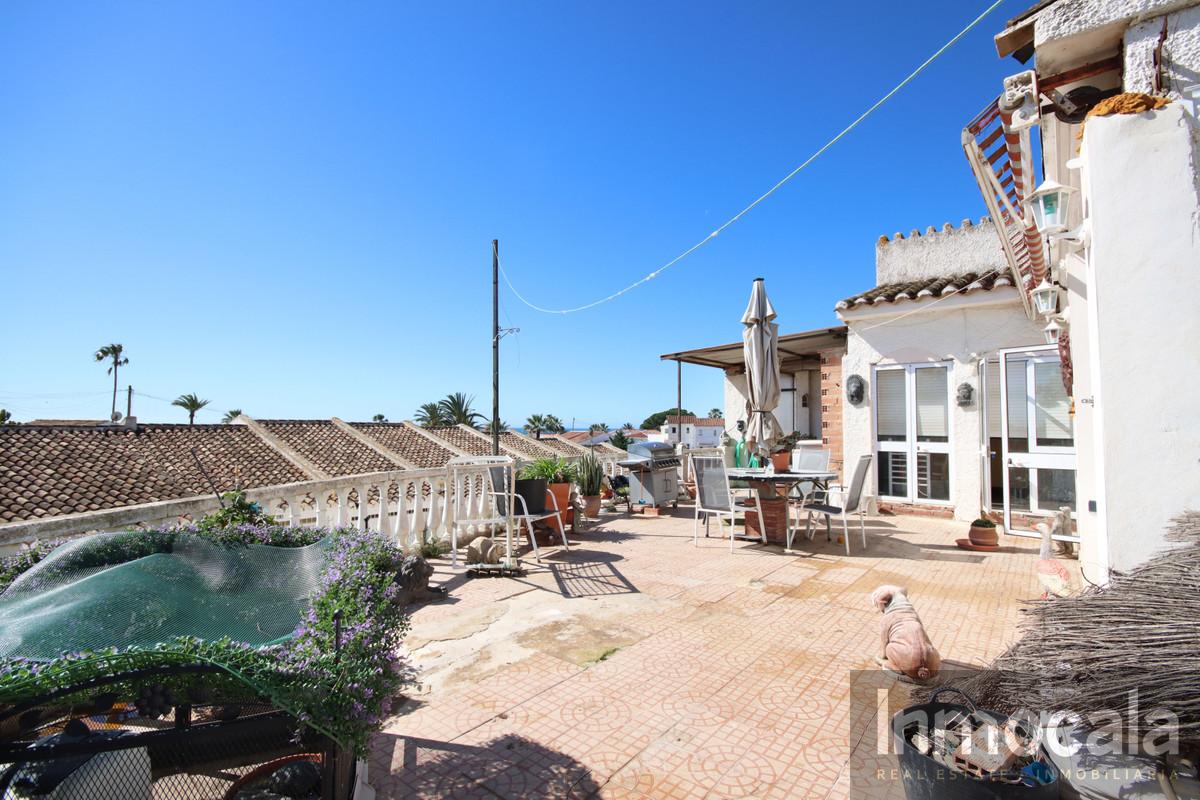For sale of villa in La Cala de Mijas