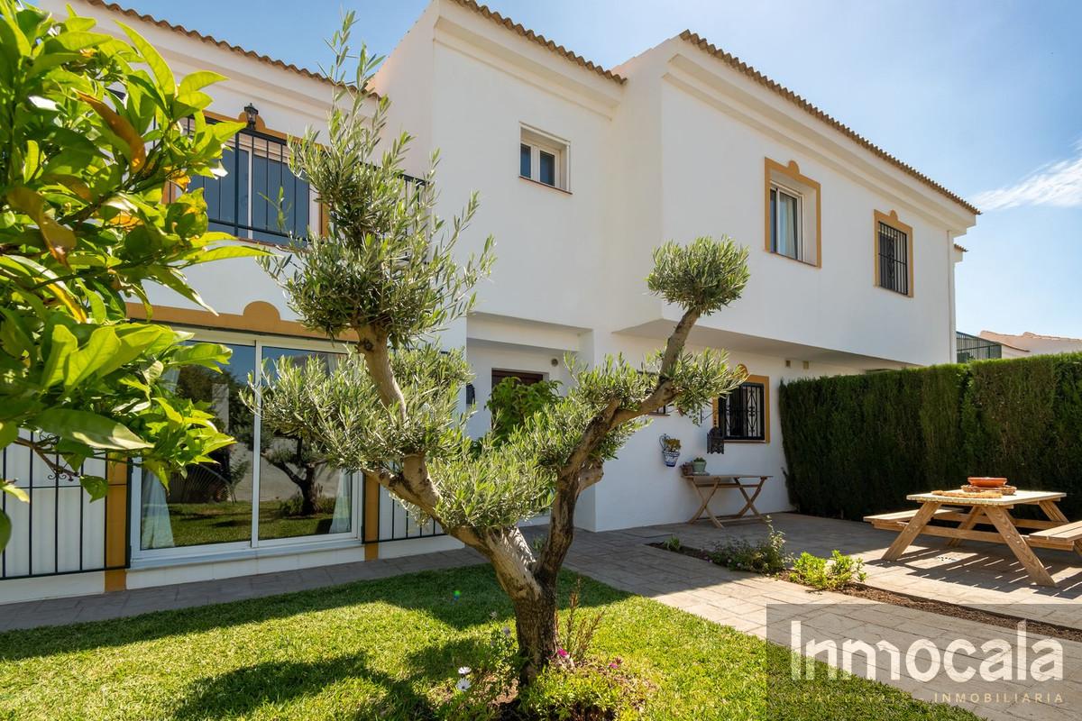 For sale of villa in Mijas