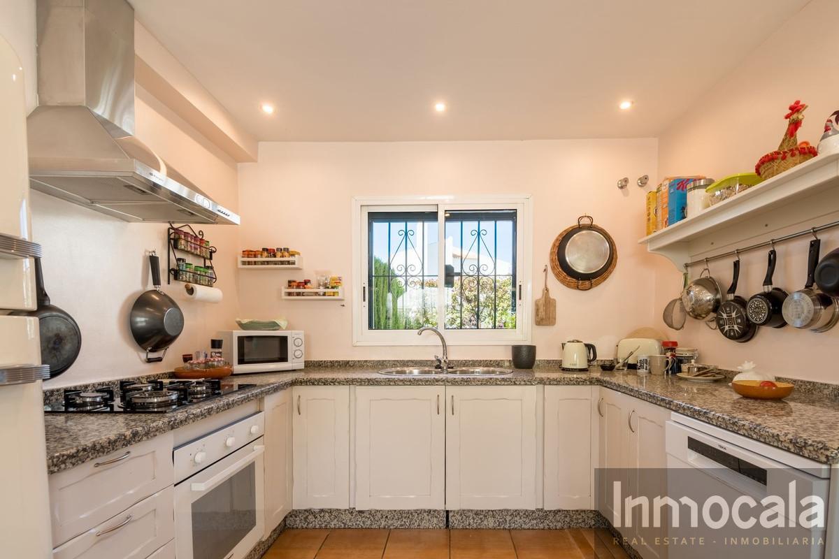 For sale of villa in Mijas