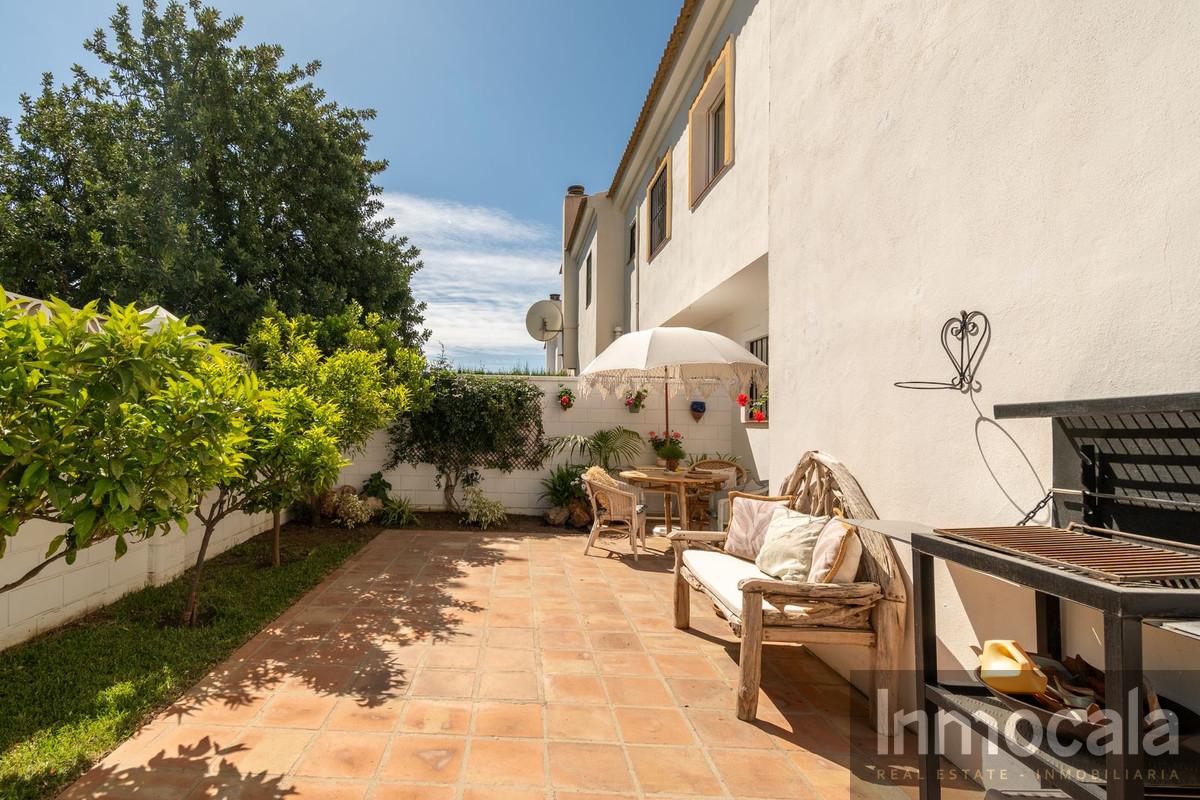 For sale of villa in Mijas