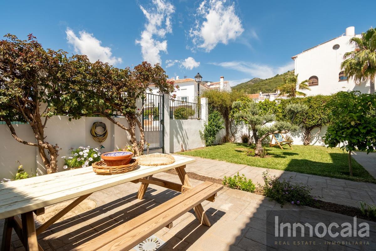 For sale of villa in Mijas