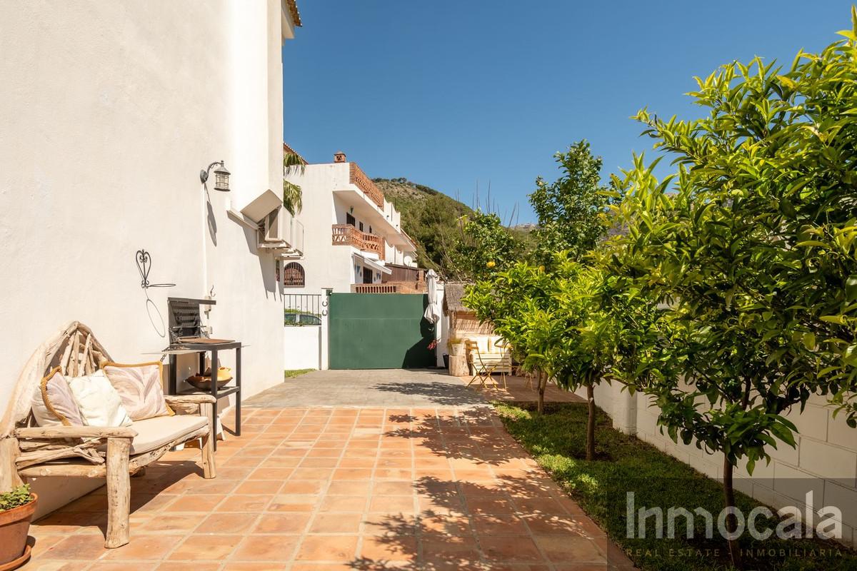 For sale of villa in Mijas