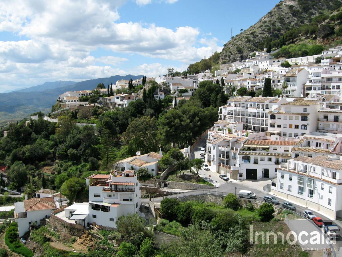 For sale of villa in Mijas