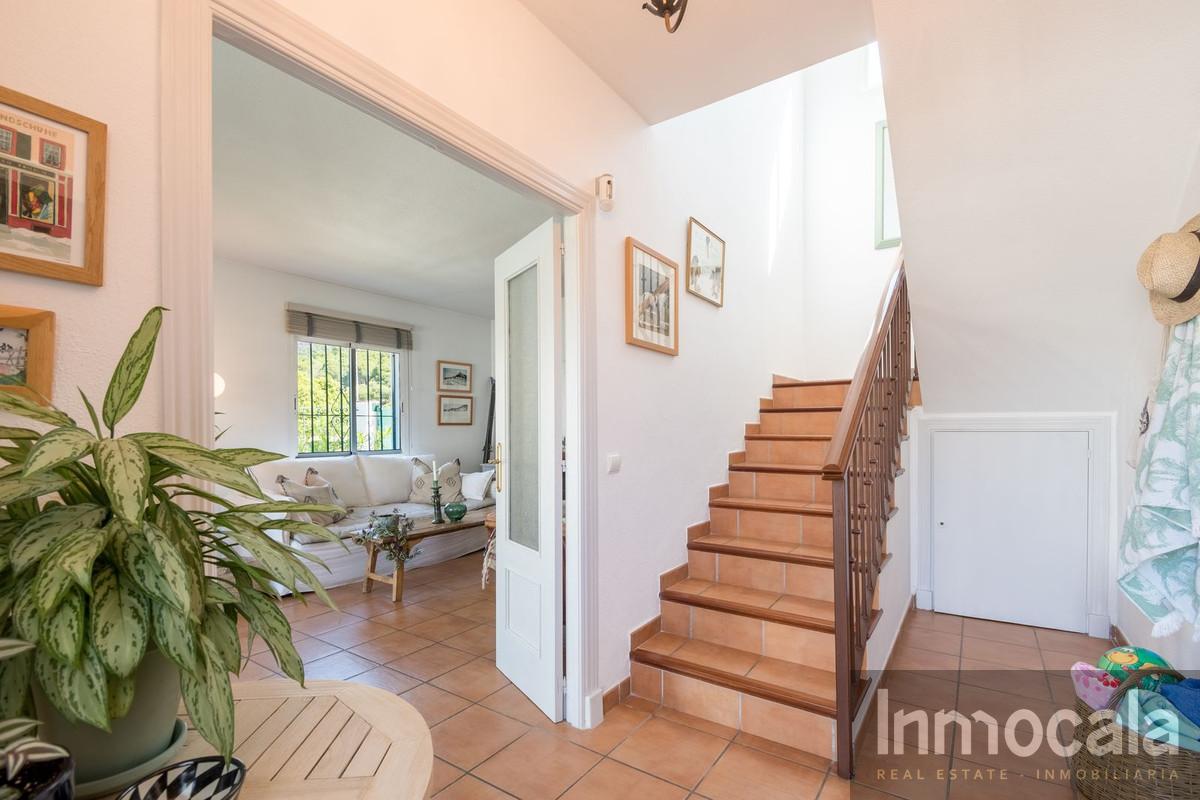 For sale of villa in Mijas