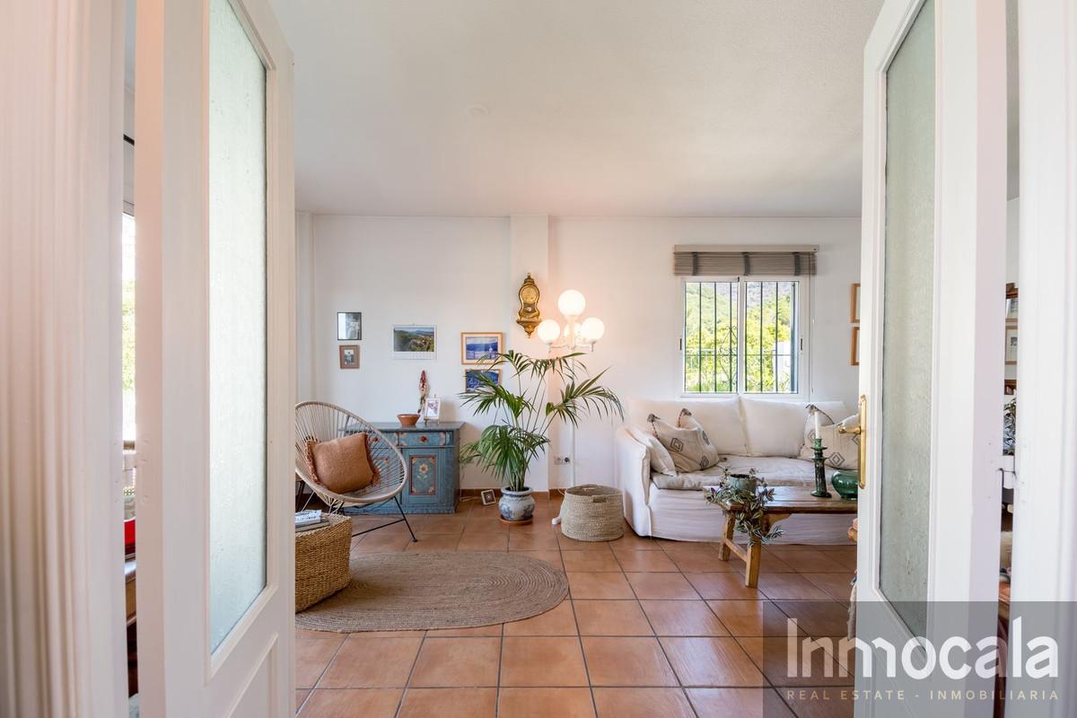 For sale of villa in Mijas