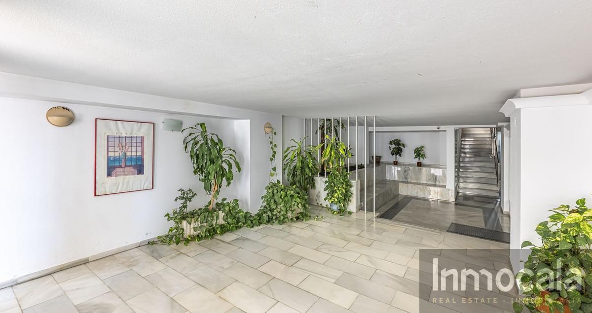 For sale of apartment in Fuengirola