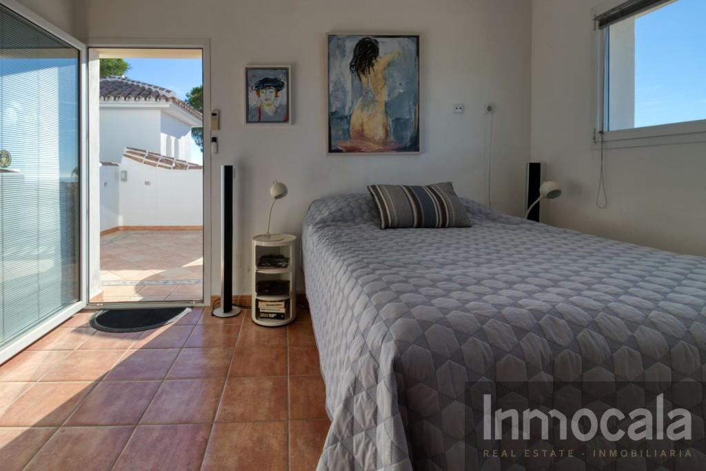 For sale of villa in Mijas