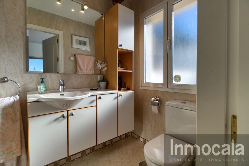 For sale of villa in Mijas