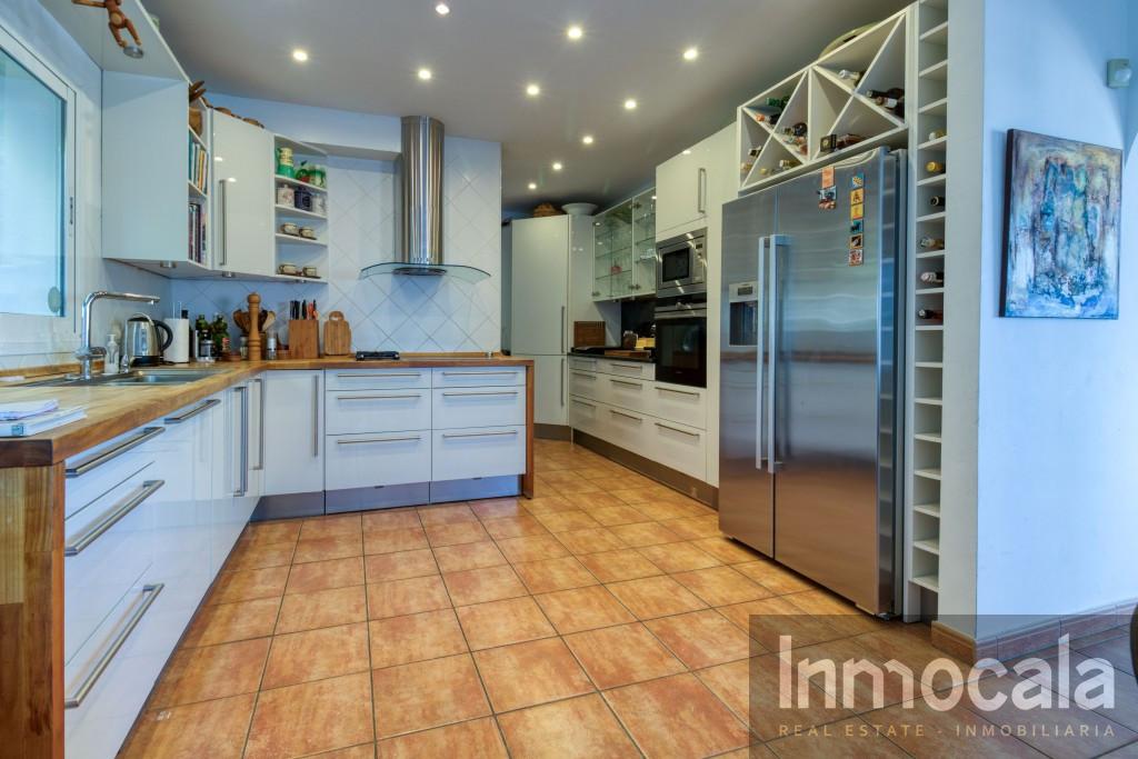 For sale of villa in Mijas
