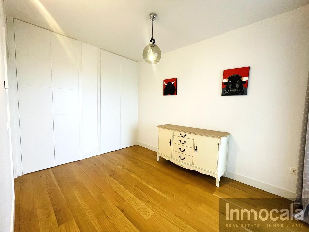 For sale of apartment in La Cala de Mijas