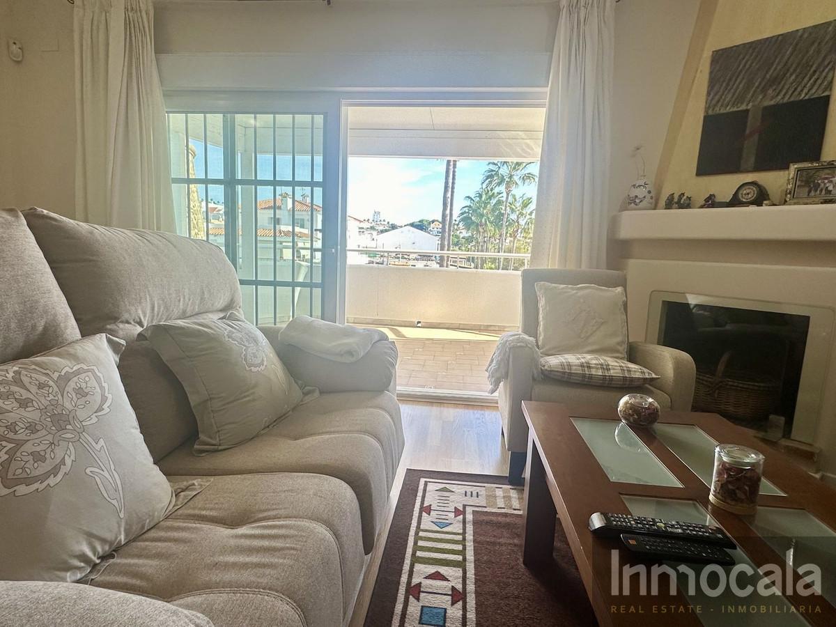 For sale of apartment in La Cala de Mijas