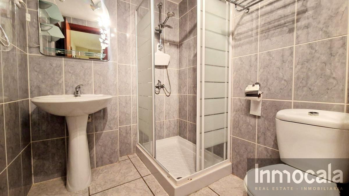 For sale of apartment in Fuengirola