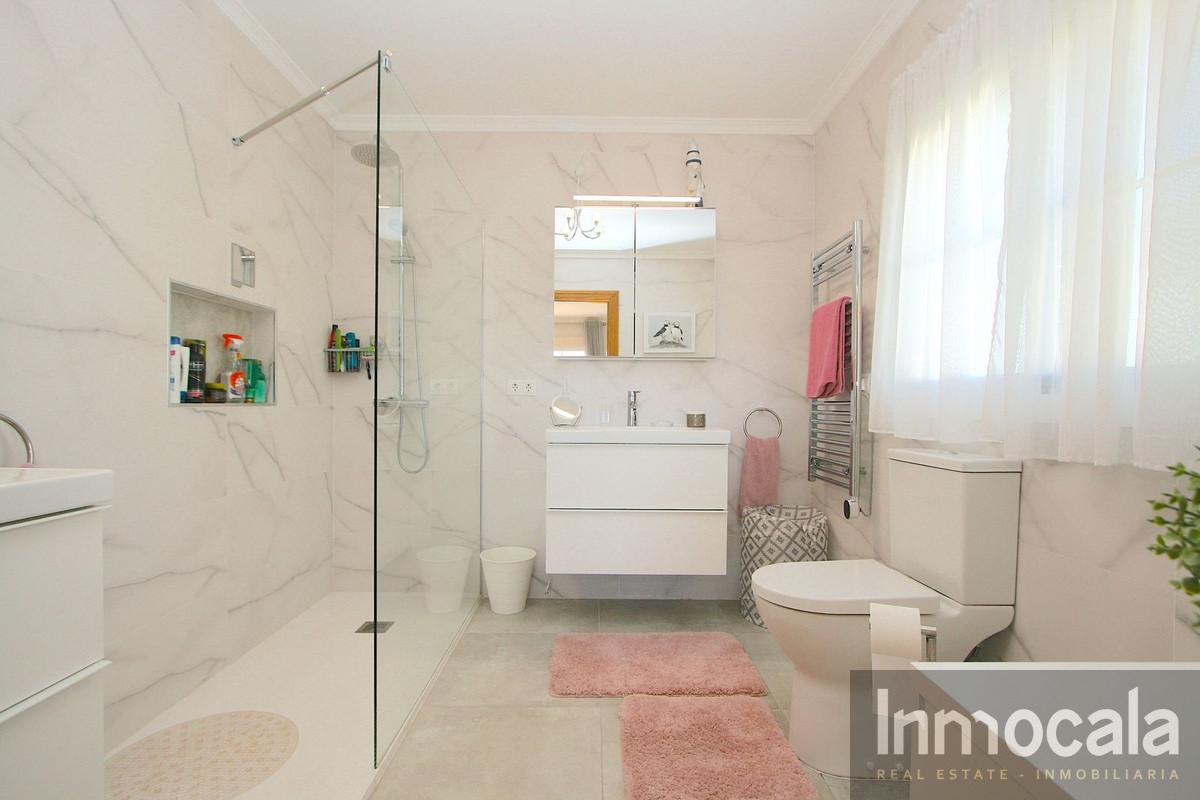 For sale of villa in Mijas Golf