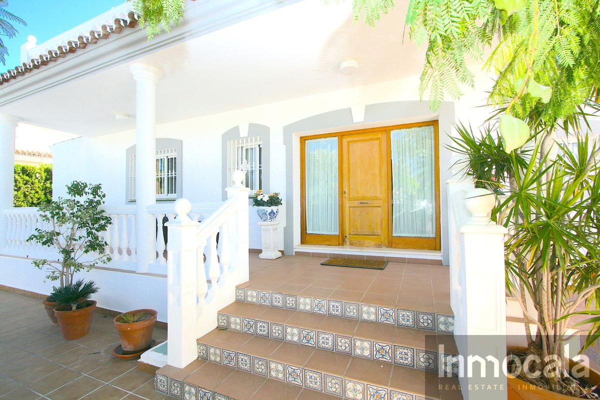 For sale of villa in Mijas Golf