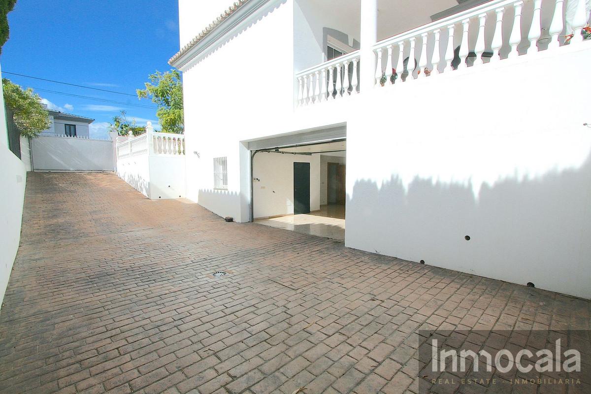 For sale of villa in Mijas Golf