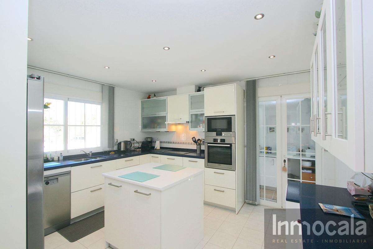 For sale of villa in Mijas Golf