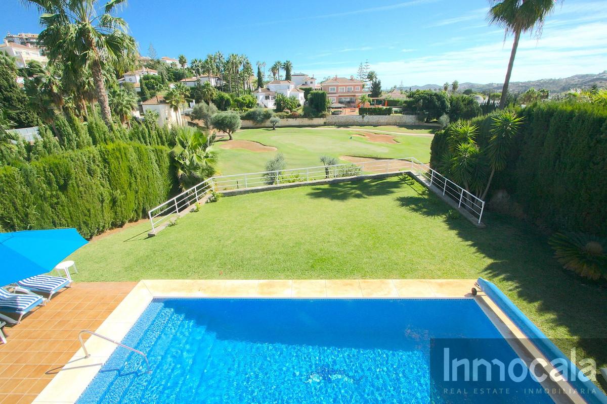 For sale of villa in Mijas Golf