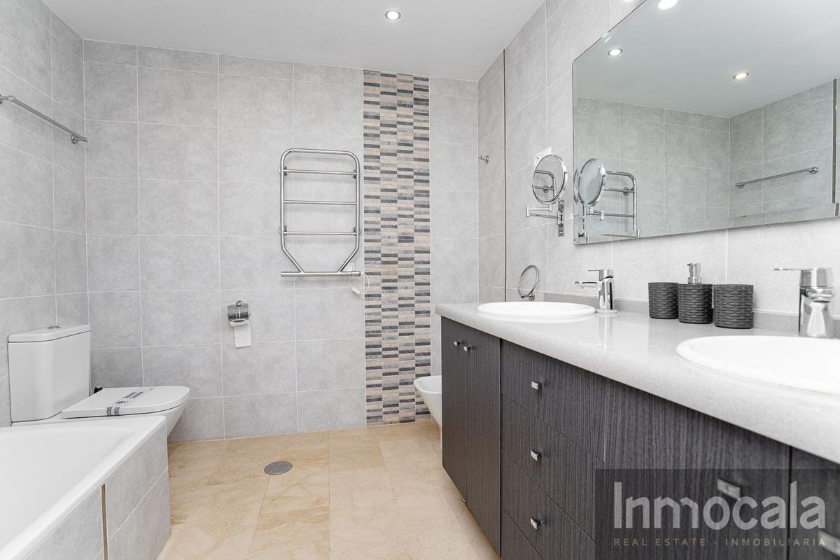 For sale of apartment in Mijas