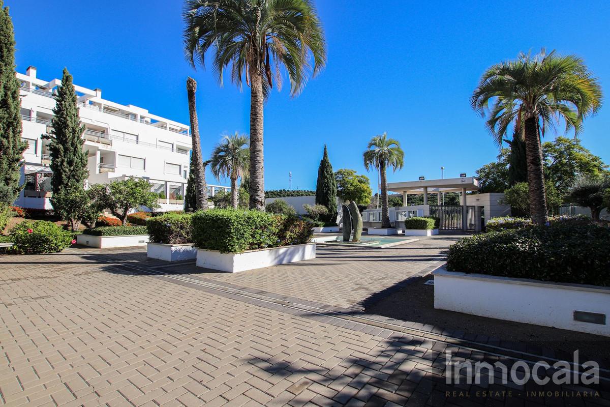 For sale of apartment in La Cala de Mijas