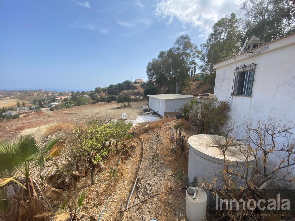 For sale of land in Mijas Costa