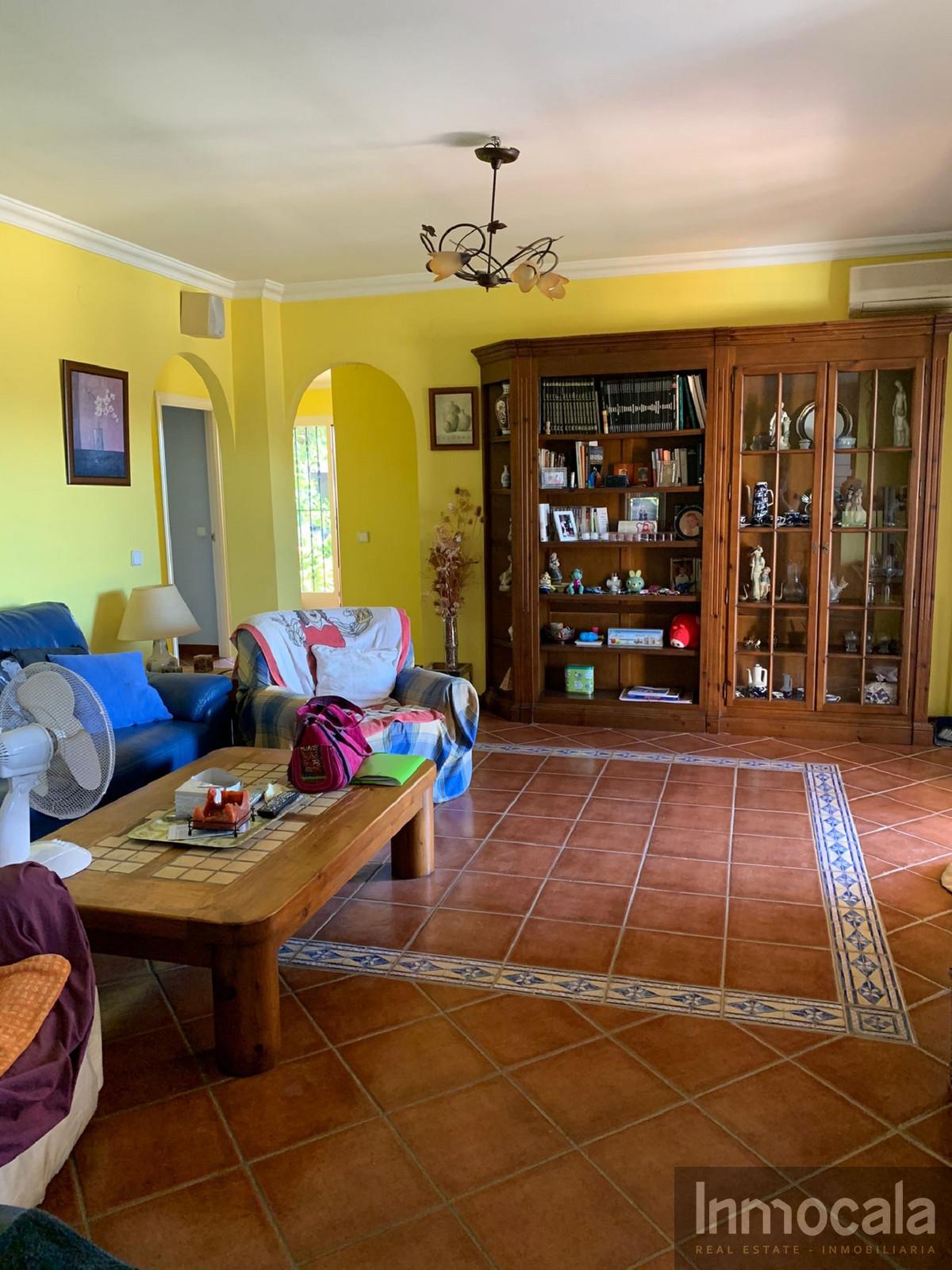 For sale of villa in Mijas