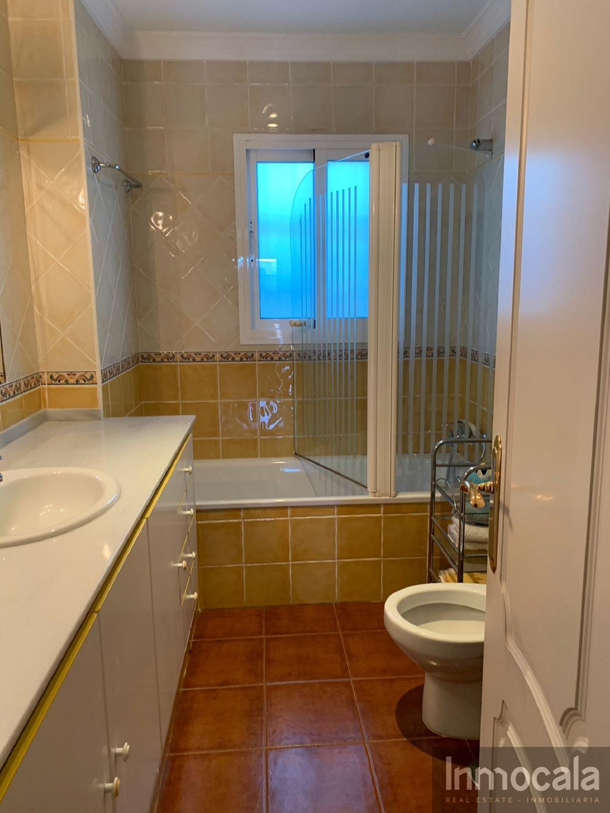 For sale of villa in Mijas
