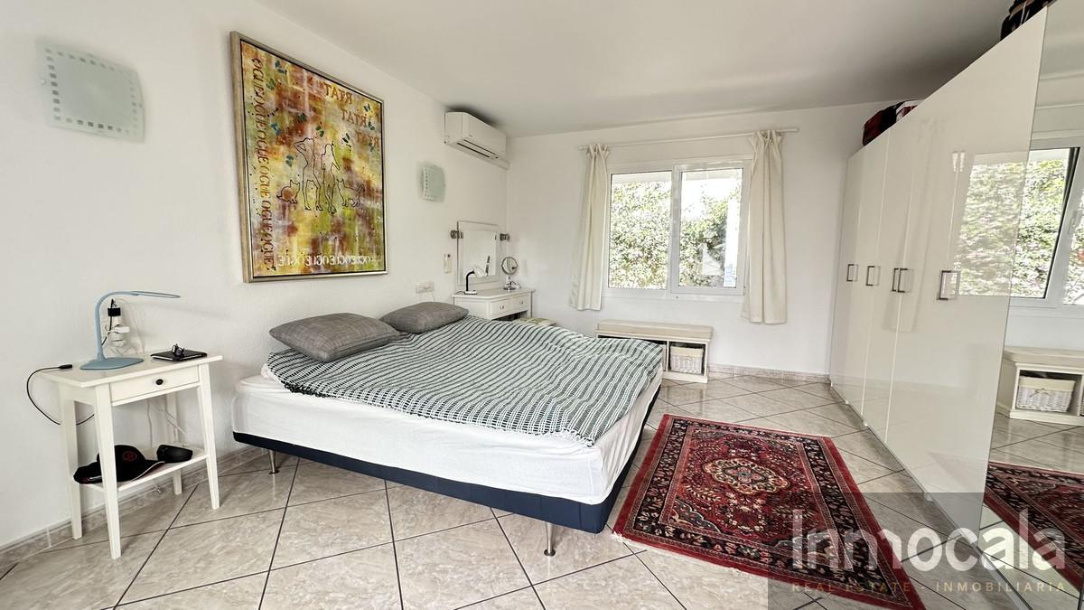 For sale of villa in Fuengirola