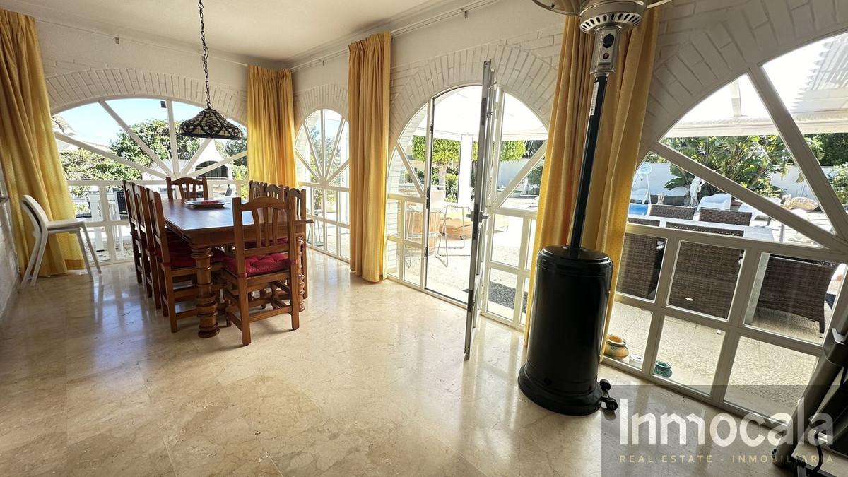 For sale of villa in Fuengirola