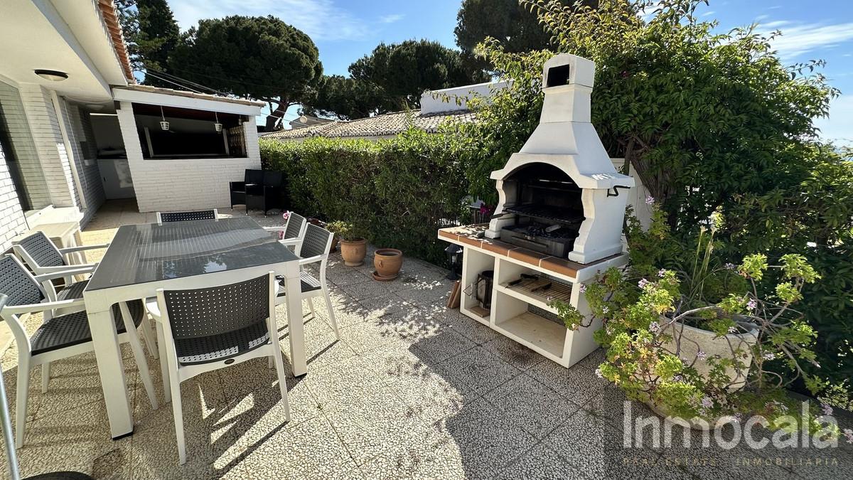 For sale of villa in Fuengirola