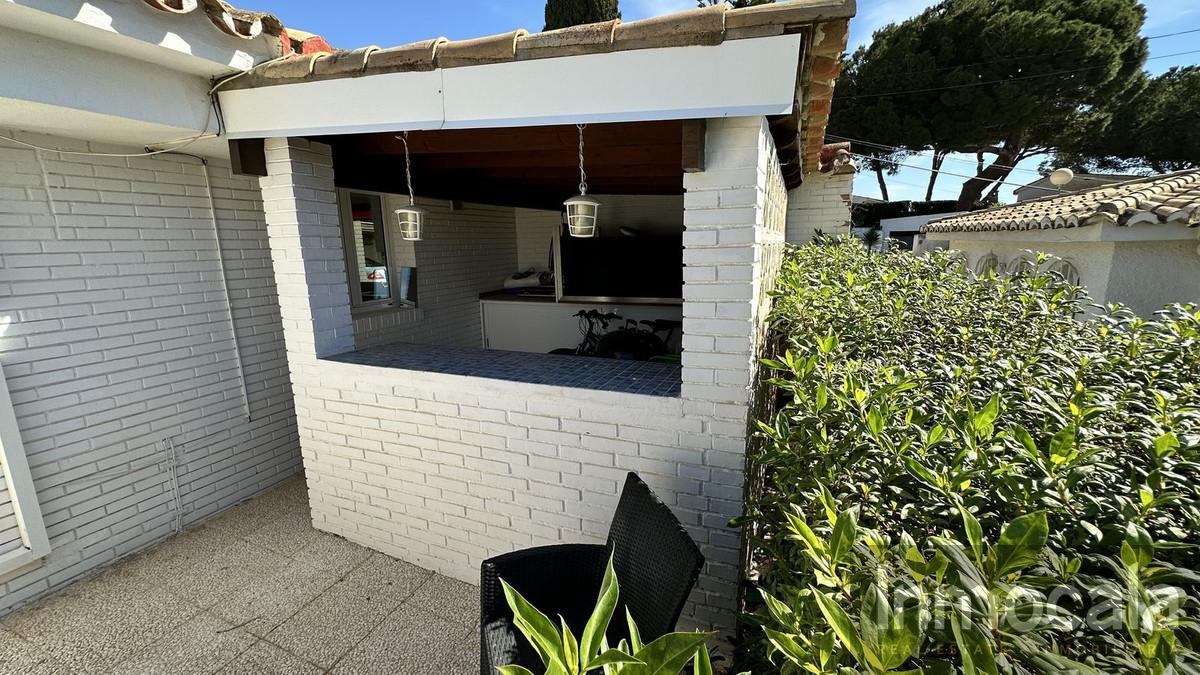 For sale of villa in Fuengirola