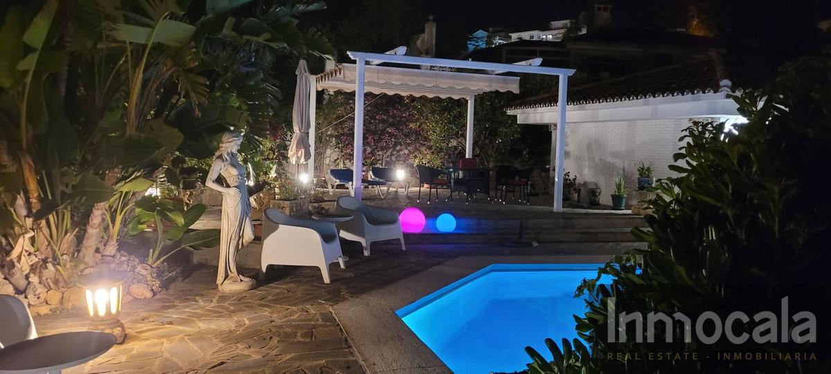 For sale of villa in Fuengirola