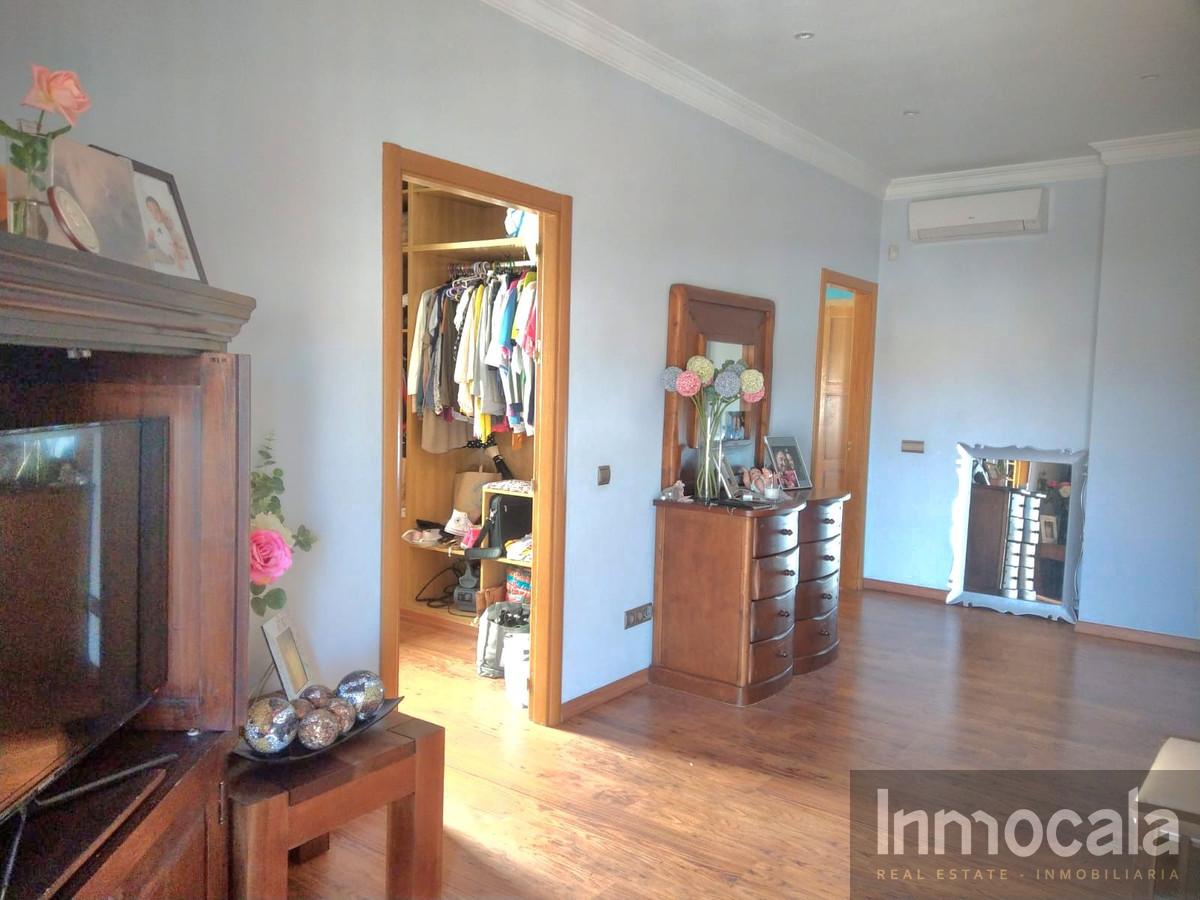 For sale of villa in Mijas