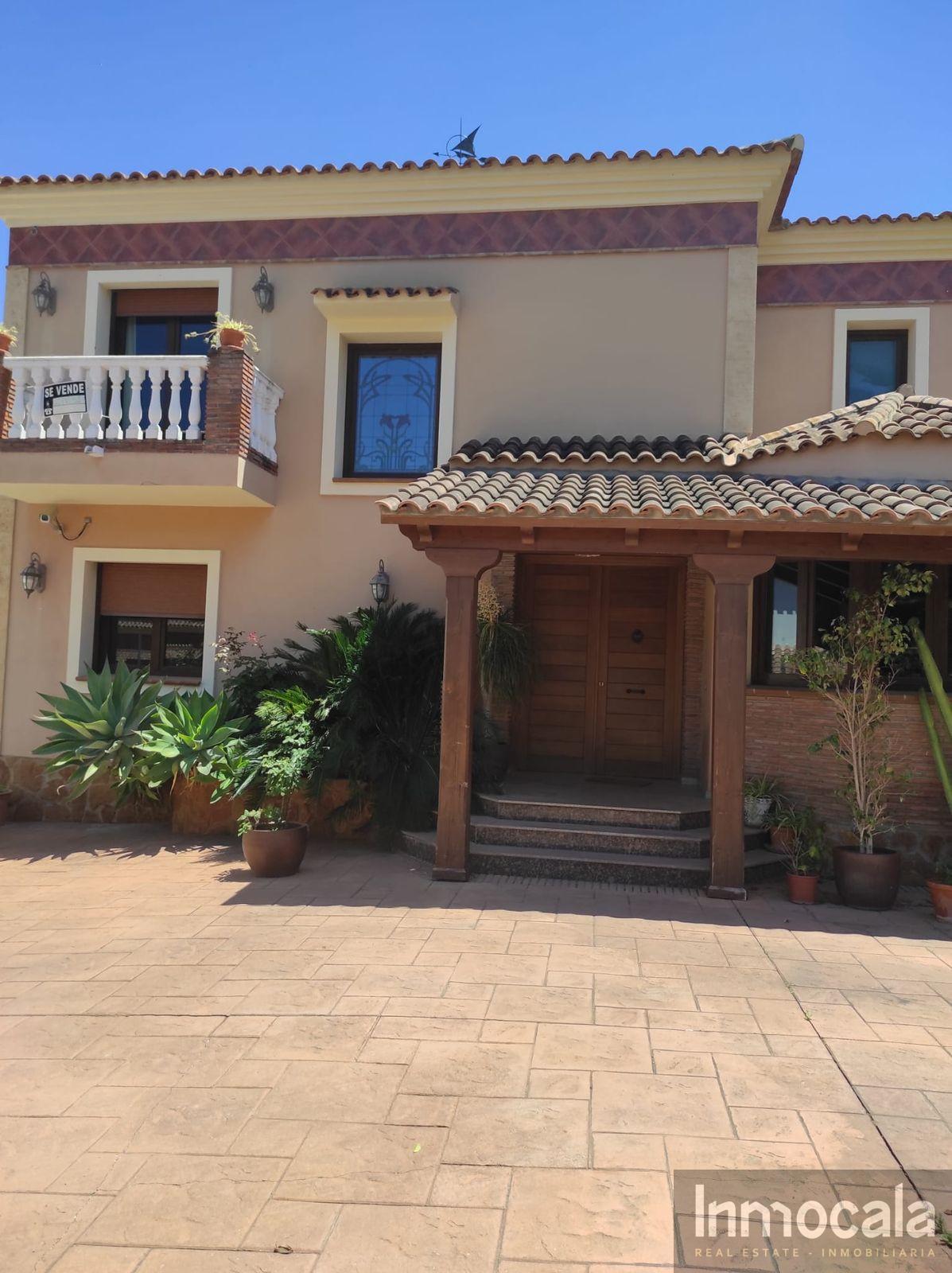 For sale of villa in Mijas