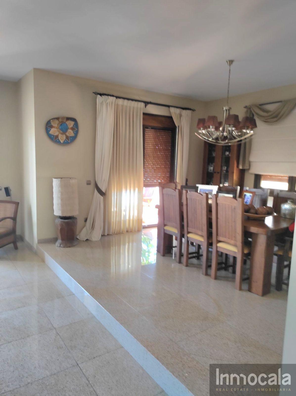 For sale of villa in Mijas
