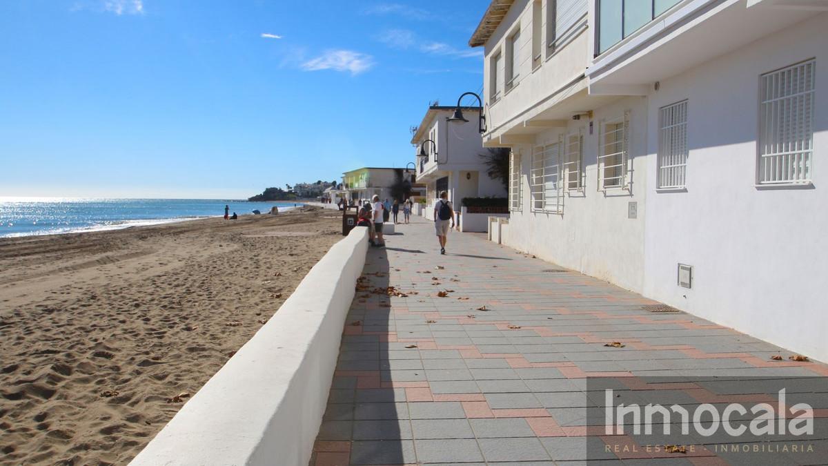 For sale of apartment in La Cala de Mijas