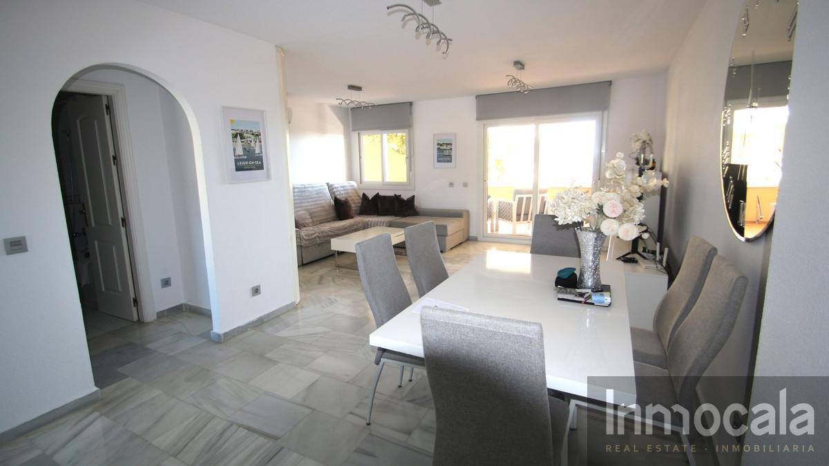 For sale of apartment in La Cala de Mijas