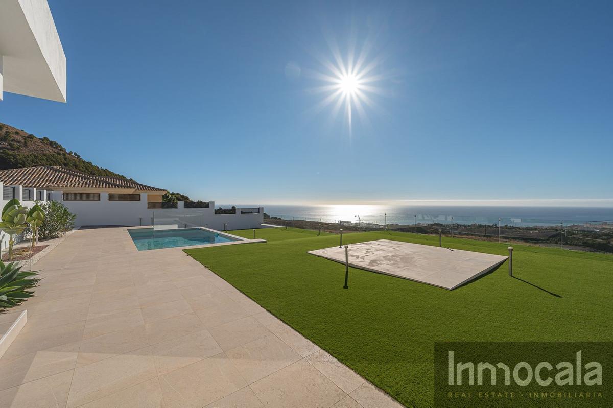 For sale of villa in Mijas