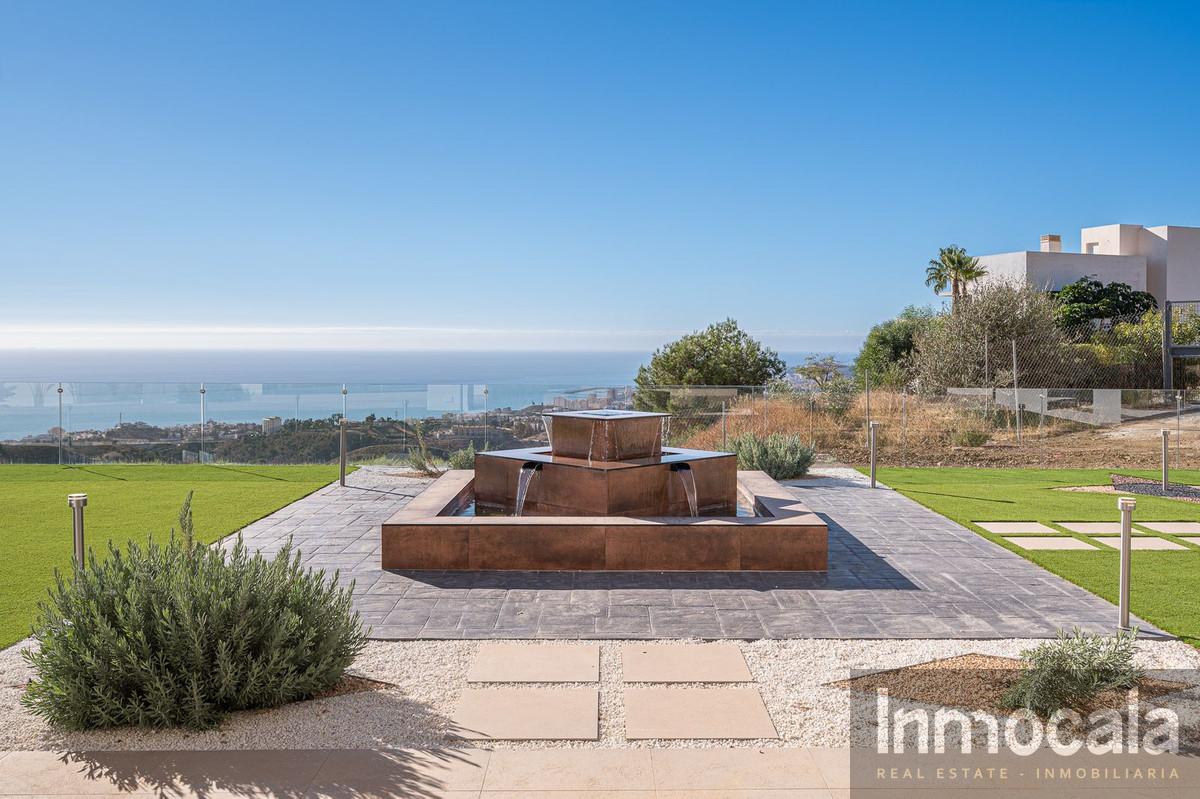 For sale of villa in Mijas